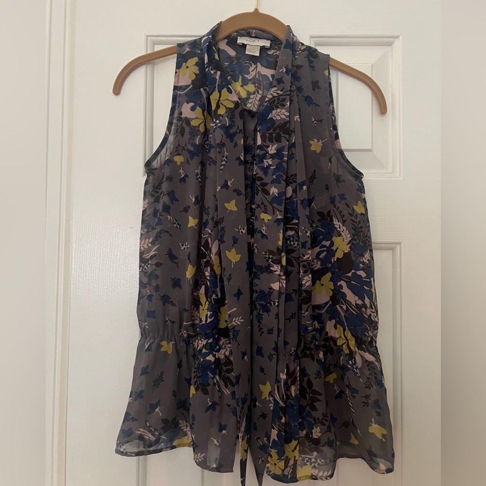 Loft Floral Sleeveless Blouse - Blue Gray and  Yellow size xxs